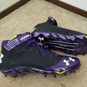 Under Armour Spine Purple Black Athletic Cleats 17